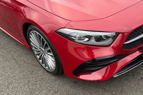 KP24ZWS Mercedes-Benz A Class 1.3 A200h MHEV AMG Line (Premium Plus) 7G-DCT Euro 6 (s/s) 4dr Thumbnail #9