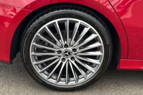 KP24ZWS Mercedes-Benz A Class 1.3 A200h MHEV AMG Line (Premium Plus) 7G-DCT Euro 6 (s/s) 4dr Thumbnail #10