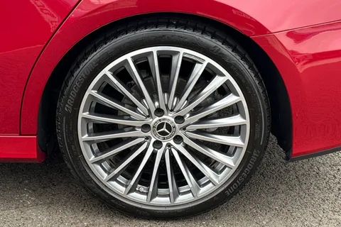 KP24ZWS Mercedes-Benz A Class 1.3 A200h MHEV AMG Line (Premium Plus) 7G-DCT Euro 6 (s/s) 4dr Thumbnail #13