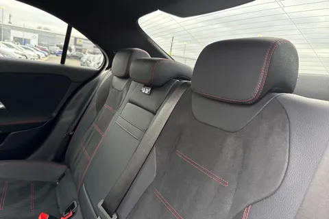 KP24ZWS Mercedes-Benz A Class 1.3 A200h MHEV AMG Line (Premium Plus) 7G-DCT Euro 6 (s/s) 4dr Thumbnail #19