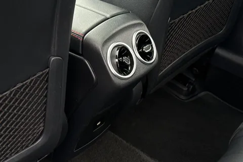 KP24ZWS Mercedes-Benz A Class 1.3 A200h MHEV AMG Line (Premium Plus) 7G-DCT Euro 6 (s/s) 4dr Thumbnail #31