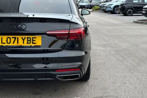 LO71YBE Audi A4 2.0 TFSI 35 Black Edition S Tronic Euro 6 (s/s) 4dr Thumbnail #27