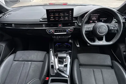 LO71YBE Audi A4 2.0 TFSI 35 Black Edition S Tronic Euro 6 (s/s) 4dr Thumbnail #30