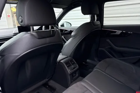 LO71YBE Audi A4 2.0 TFSI 35 Black Edition S Tronic Euro 6 (s/s) 4dr Thumbnail #34