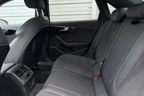 LO71YBE Audi A4 2.0 TFSI 35 Black Edition S Tronic Euro 6 (s/s) 4dr Thumbnail #36