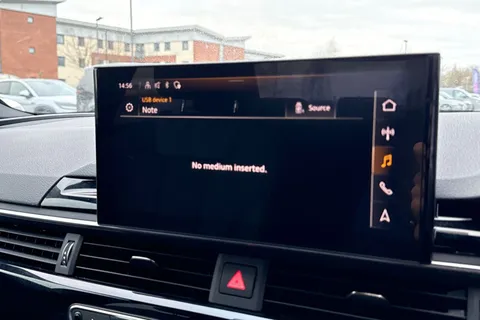 LO71YBE Audi A4 2.0 TFSI 35 Black Edition S Tronic Euro 6 (s/s) 4dr Thumbnail #44