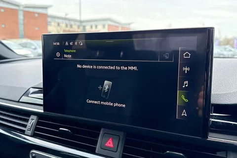 LO71YBE Audi A4 2.0 TFSI 35 Black Edition S Tronic Euro 6 (s/s) 4dr Thumbnail #45