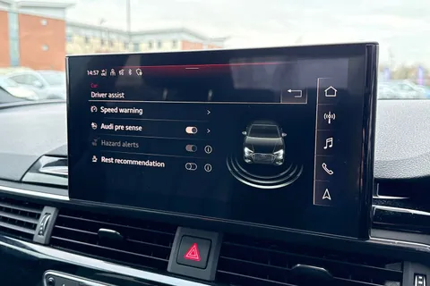 LO71YBE Audi A4 2.0 TFSI 35 Black Edition S Tronic Euro 6 (s/s) 4dr Thumbnail #49