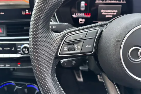 LO71YBE Audi A4 2.0 TFSI 35 Black Edition S Tronic Euro 6 (s/s) 4dr Thumbnail #52