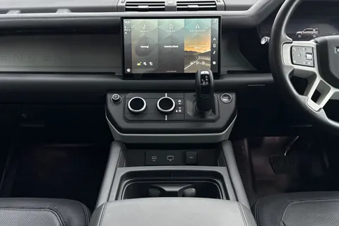 KR24BXS Land Rover Defender 110 3.0 D300 X-Dynamic HSE 5dr Thumbnail #14