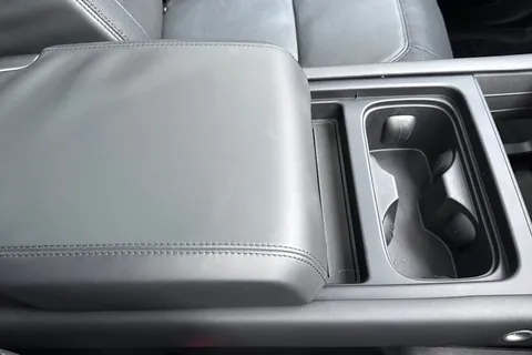 KR24BXS Land Rover Defender 110 3.0 D300 X-Dynamic HSE 5dr Thumbnail #47