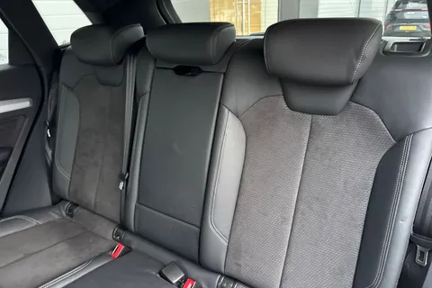 ND68JBU Audi Q5 2.0 TDI 40 S line S Tronic quattro Euro 6 (s/s) 5dr Thumbnail #20