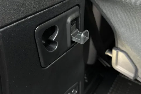 FG24NGU Land Rover Defender 110 3.0 D300 X-Dynamic HSE 5dr Thumbnail #28