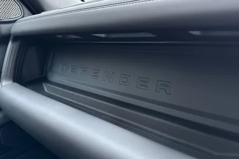 FG24NGU Land Rover Defender 110 3.0 D300 X-Dynamic HSE 5dr Thumbnail #50