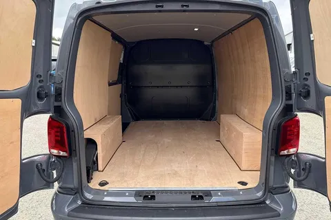 PJ74NXM Volkswagen Transporter 2.0 TDI 110 Highline Van Thumbnail #9