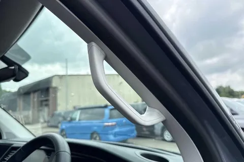 PJ74NXM Volkswagen Transporter 2.0 TDI 110 Highline Van Thumbnail #36