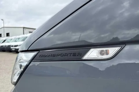 PJ74NXM Volkswagen Transporter 2.0 TDI 110 Highline Van Thumbnail #45