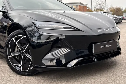 DF75GEK BYD SEAL 82.5kWh Excellence Auto AWD 4dr Thumbnail #16