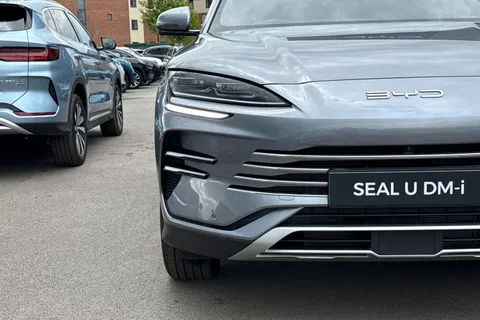 DG75PGY BYD Seal U 1.5 DM-i 26.6kWh Comfort CVT Auto Euro 6 (s/s) 5dr Thumbnail #24