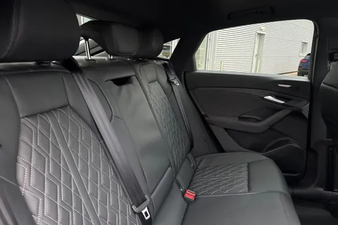  Audi Sq6 E-Tron 100kWh S Edition 1 Sportback Auto quattro 5dr Thumbnail #13