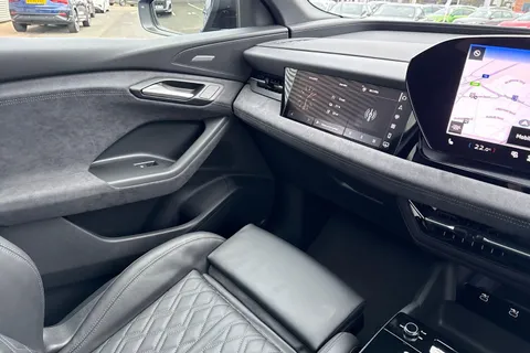  Audi Sq6 E-Tron 100kWh S Edition 1 Sportback Auto quattro 5dr Thumbnail #14