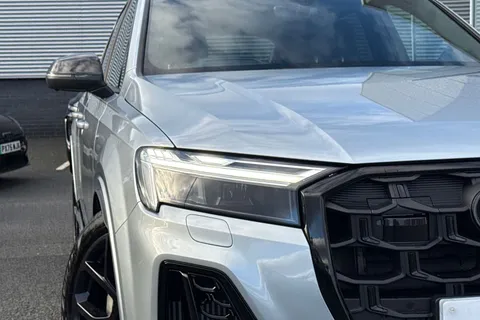 PX75YJH Audi Q7 3.0 TFSI Quattro 340 Black Edition 5dr Tiptronic Thumbnail #8