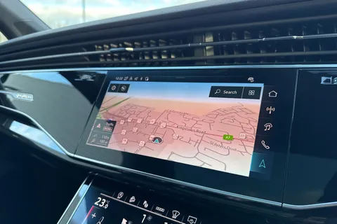 PX75YJH Audi Q7 3.0 TFSI Quattro 340 Black Edition 5dr Tiptronic Thumbnail #16