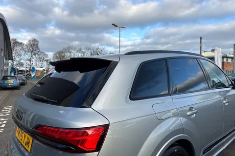 PX75YJH Audi Q7 3.0 TFSI Quattro 340 Black Edition 5dr Tiptronic Thumbnail #31