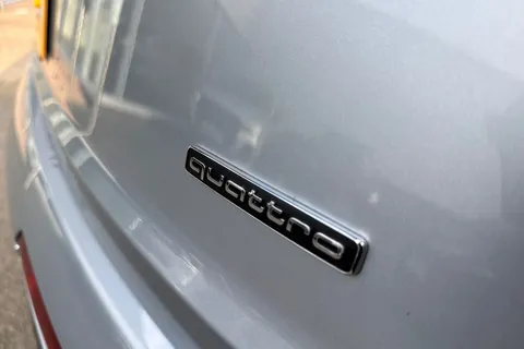 PX75YJH Audi Q7 3.0 TFSI Quattro 340 Black Edition 5dr Tiptronic Thumbnail #32