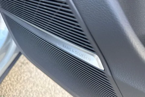 PX75YJH Audi Q7 3.0 TFSI Quattro 340 Black Edition 5dr Tiptronic Thumbnail #47