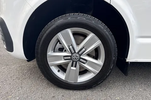 PK74OEO Volkswagen Transporter 2.0 BiTDI 204 Highline Van DSG Thumbnail #12