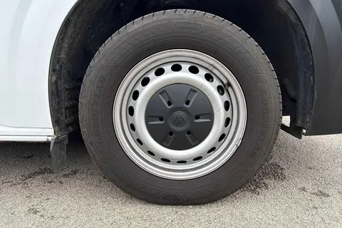 CX25LXY Volkswagen Transporter 2.0 TDI 110 Commerce Plus Van Thumbnail #5