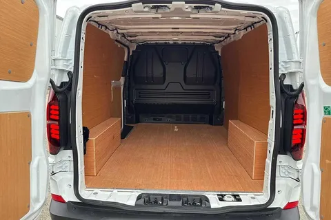 CX25LXY Volkswagen Transporter 2.0 TDI 110 Commerce Plus Van Thumbnail #9