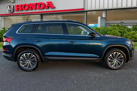 WU72UCH Škoda Kodiaq 1.5 TSI SE L Executive 5dr DSG [7 Seat] Thumbnail #3