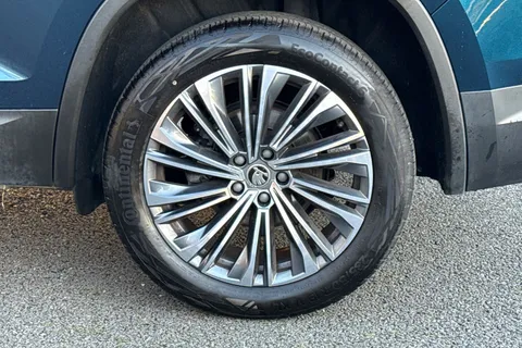 WU72UCH Škoda Kodiaq 1.5 TSI SE L Executive 5dr DSG [7 Seat] Thumbnail #13