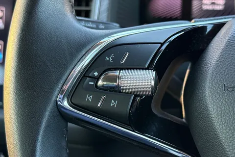 WU72UCH Škoda Kodiaq 1.5 TSI SE L Executive 5dr DSG [7 Seat] Thumbnail #38