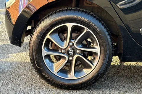 EA68OMC Hyundai I10 1.0 Premium 5dr Thumbnail #12