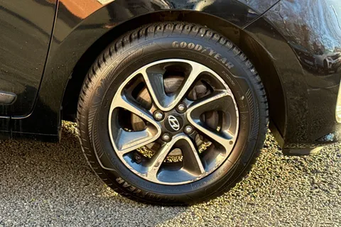 EA68OMC Hyundai I10 1.0 Premium 5dr Thumbnail #13