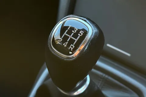 EA68OMC Hyundai I10 1.0 Premium 5dr Thumbnail #37