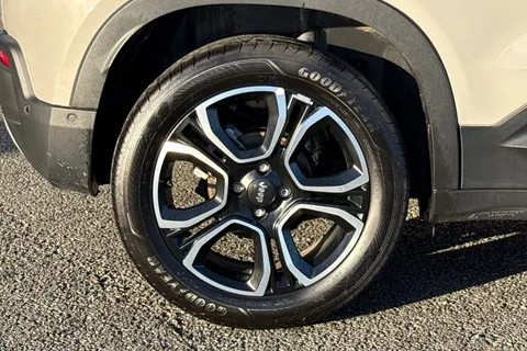 BX25NHD Jeep Avenger 1.2 e-Hybrid Summit 5dr DCT Thumbnail #12