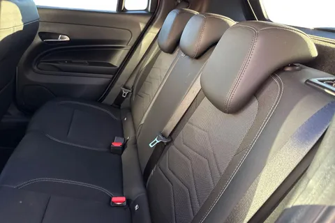 BX25NHD Jeep Avenger 1.2 e-Hybrid Summit 5dr DCT Thumbnail #17