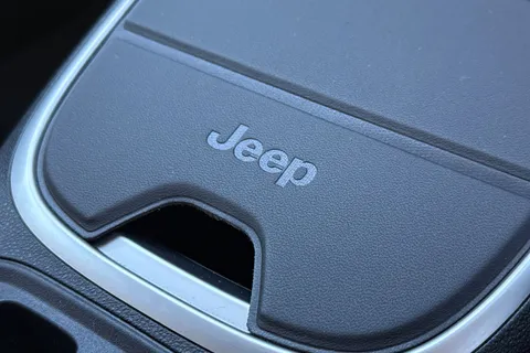 BX25NHD Jeep Avenger 1.2 e-Hybrid Summit 5dr DCT Thumbnail #37