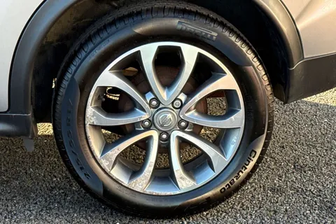 NA17YRC Nissan Juke 1.6 Tekna XTRON Euro 6 5dr Thumbnail #11