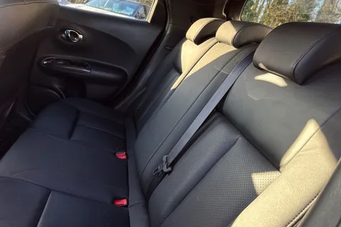 NA17YRC Nissan Juke 1.6 Tekna XTRON Euro 6 5dr Thumbnail #18