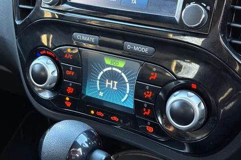 NA17YRC Nissan Juke 1.6 Tekna XTRON Euro 6 5dr Thumbnail #21