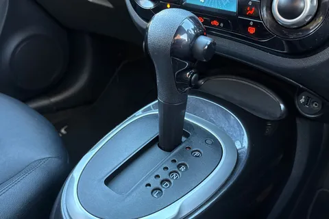 NA17YRC Nissan Juke 1.6 Tekna XTRON Euro 6 5dr Thumbnail #22