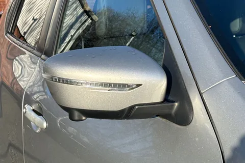 NA17YRC Nissan Juke 1.6 Tekna XTRON Euro 6 5dr Thumbnail #26