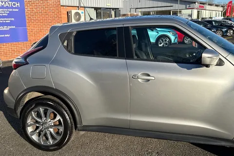 NA17YRC Nissan Juke 1.6 Tekna XTRON Euro 6 5dr Thumbnail #29