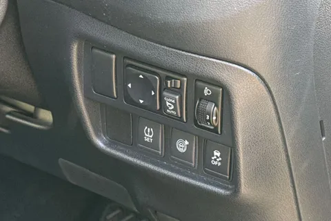 NA17YRC Nissan Juke 1.6 Tekna XTRON Euro 6 5dr Thumbnail #30