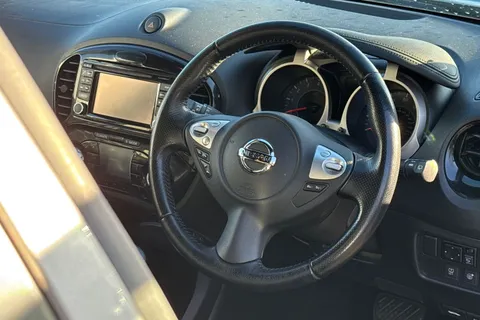 NA17YRC Nissan Juke 1.6 Tekna XTRON Euro 6 5dr Thumbnail #31